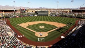 Milwaukee vs Arizona market analysis Mar 20