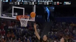 Iowa vs Clemson market analysis Mar 20