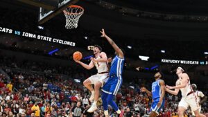 Kentucky vs Iowa State market analysis Mar 22