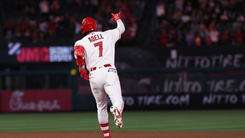 Atlanta vs Los Angeles market analysis Apr 6