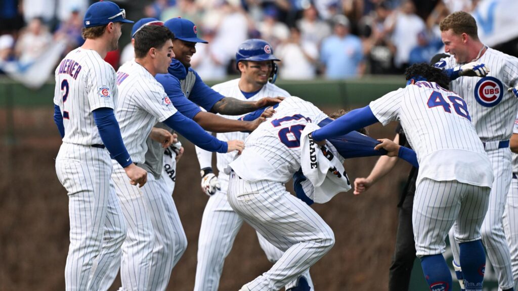 Pittsburgh vs Chicago market analysis Apr 12